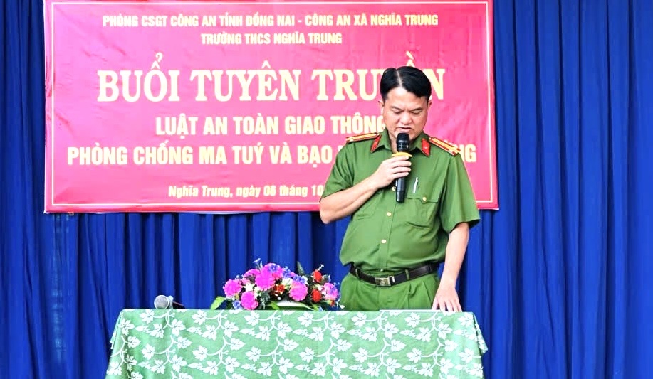 z7086557368063 5802a95462882e5c3b4cf7e66e6f53cc