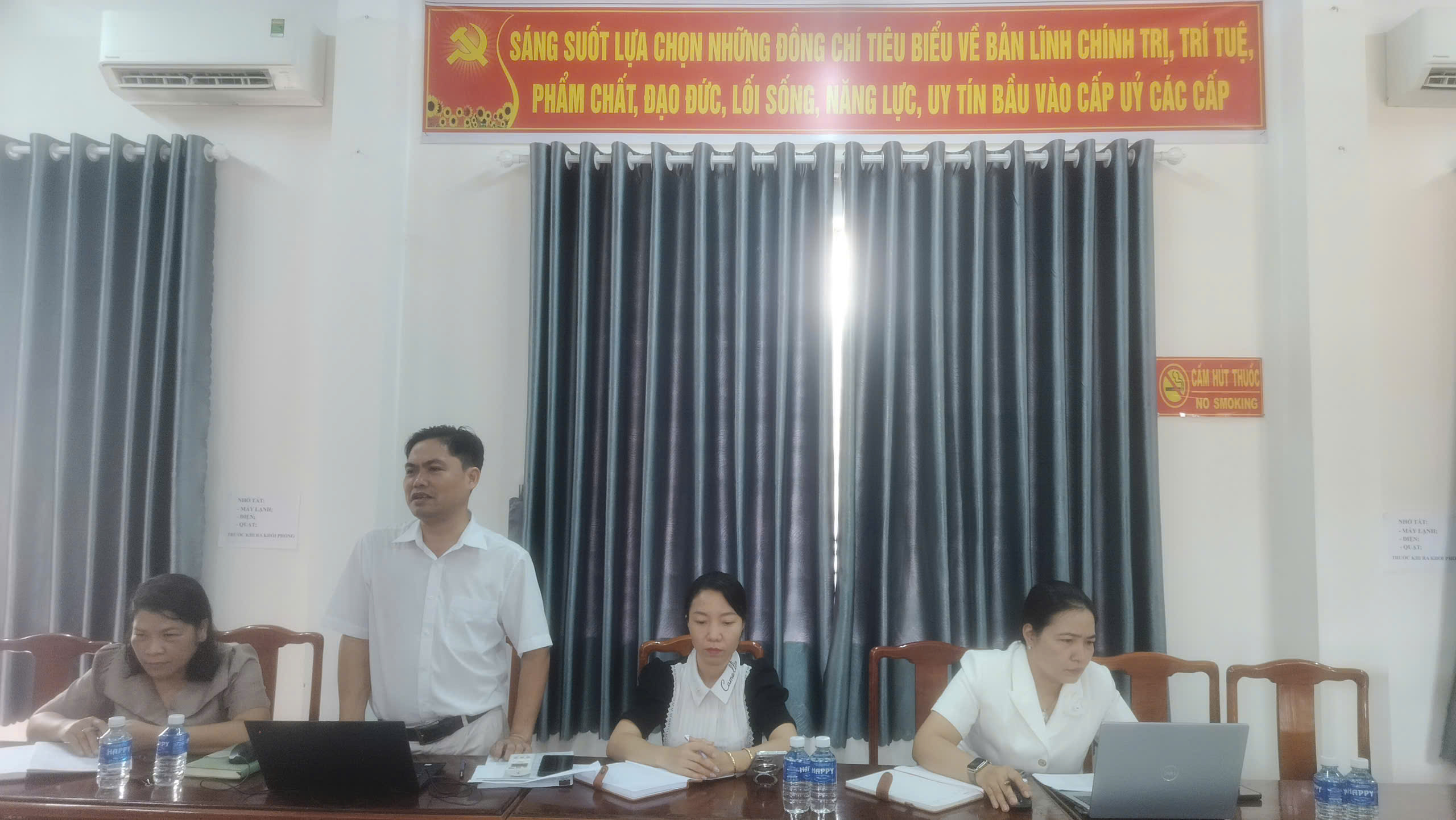 z7150038302707 a6374dba2597358c24579d858bbe1376