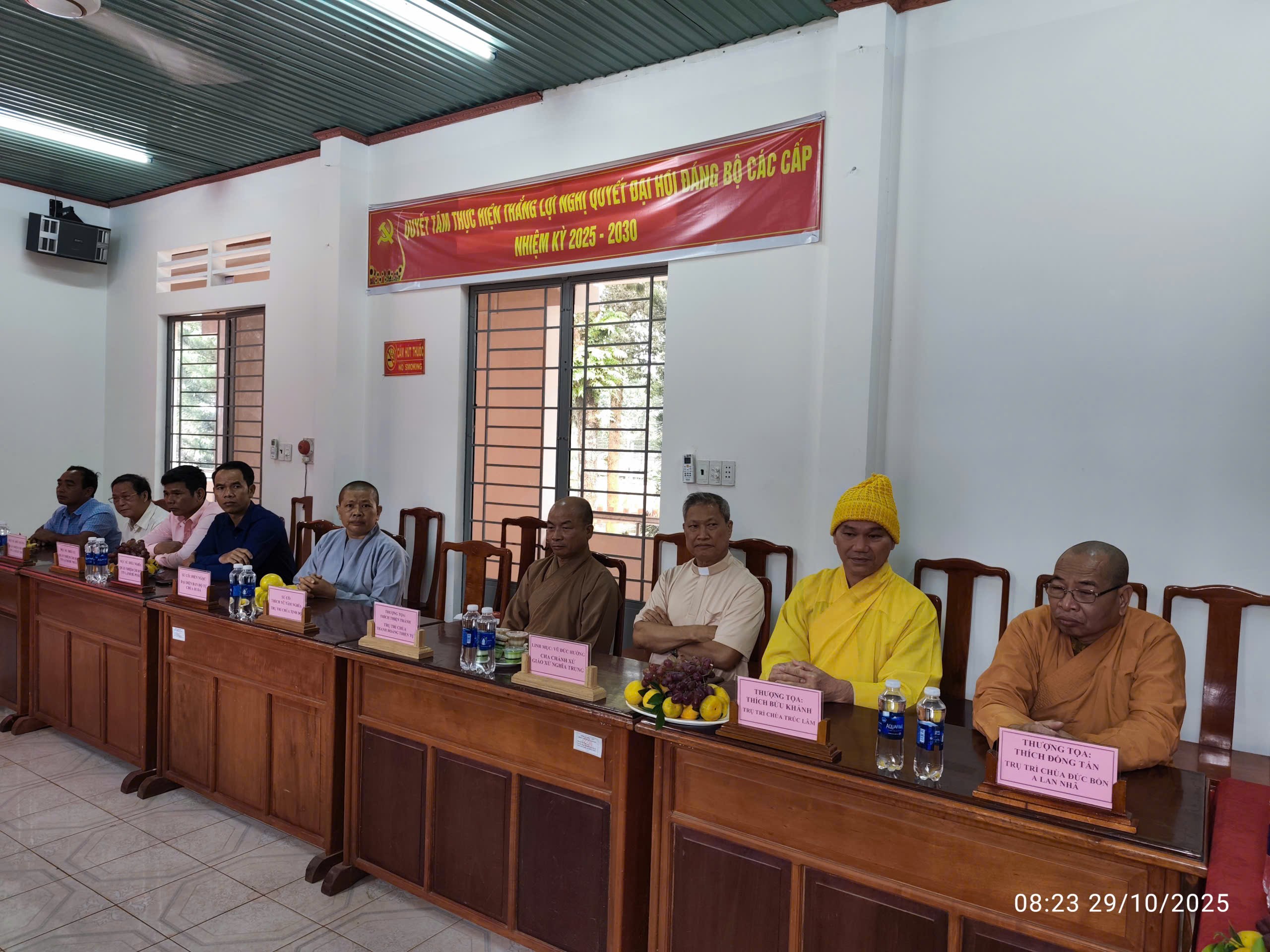 z7167610185971 160c2a81b4a2b1033908793625fe24f6