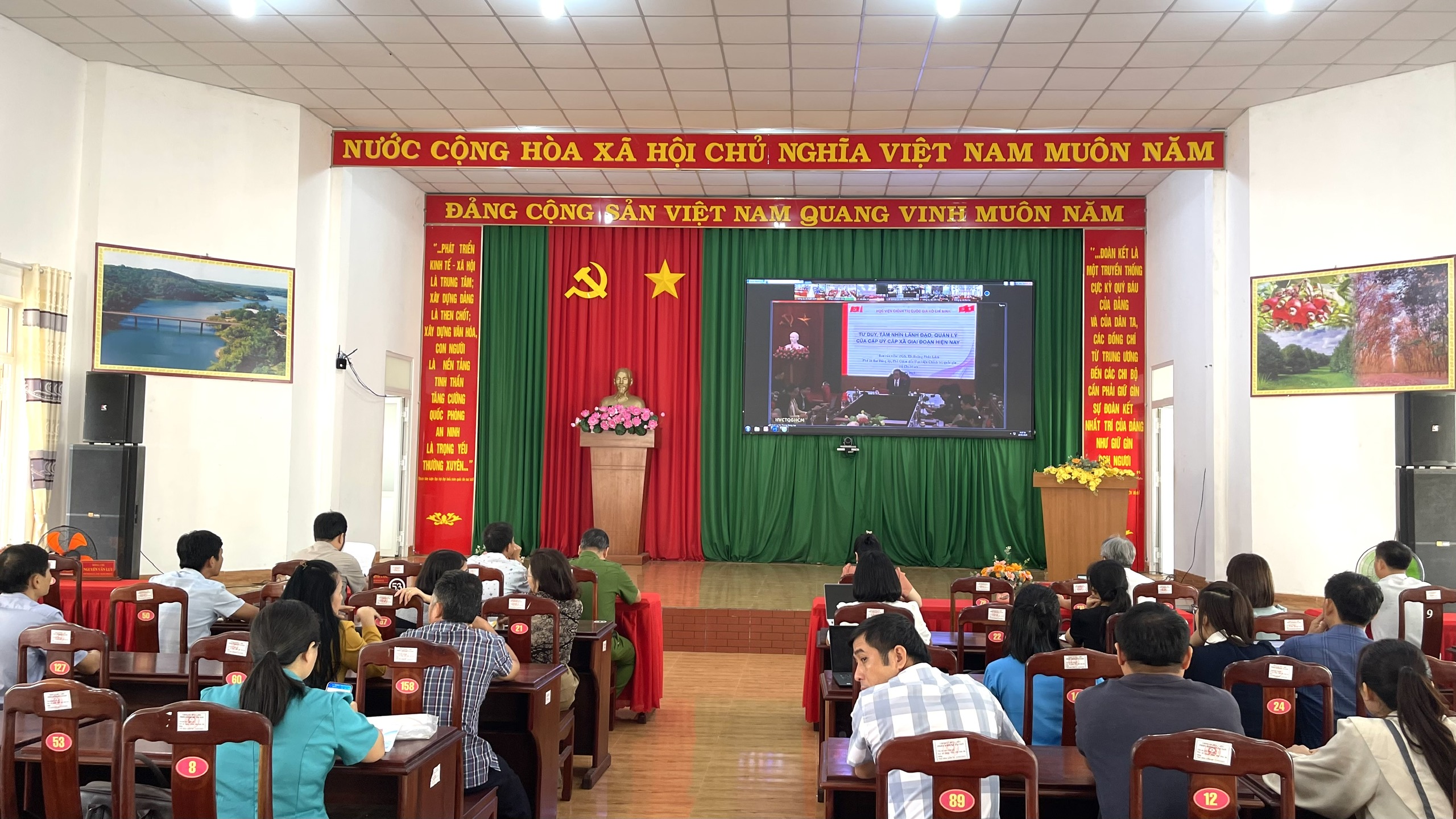 z7250751804179 e2e365340a8918f972c767711318a973