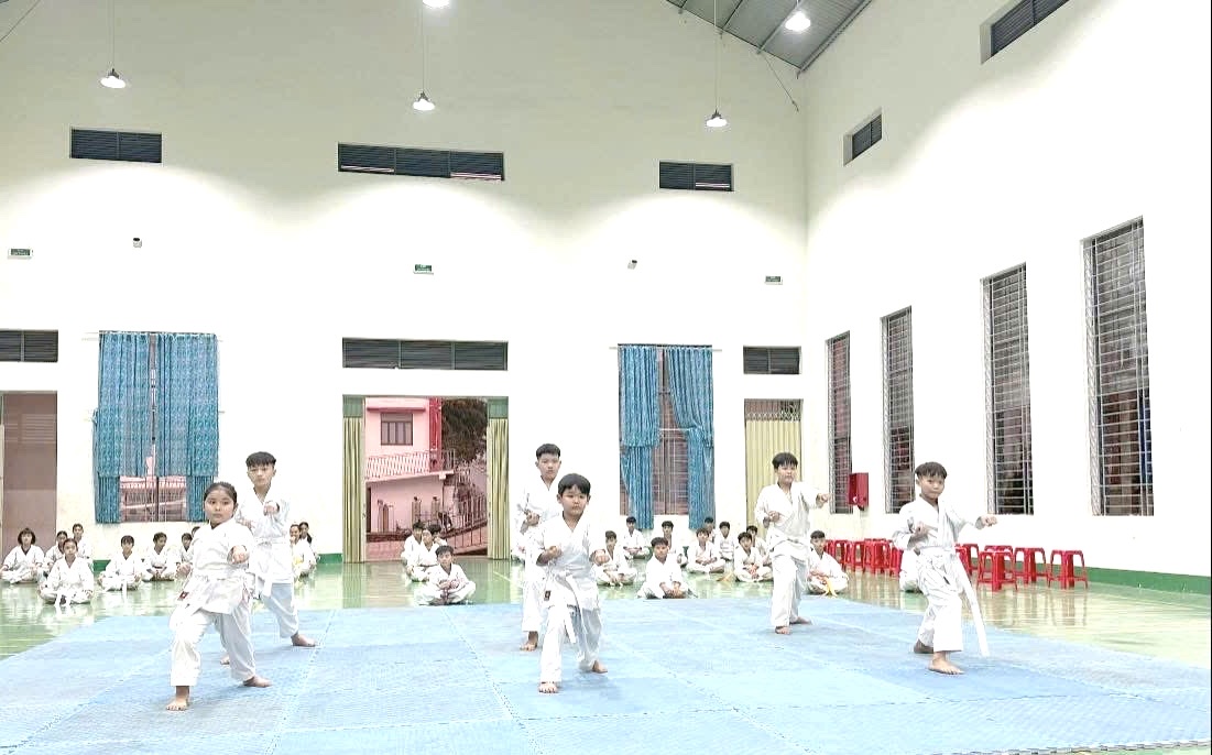 z7506492090194 82c366ef6ffbc48a06ff016c89e7749f