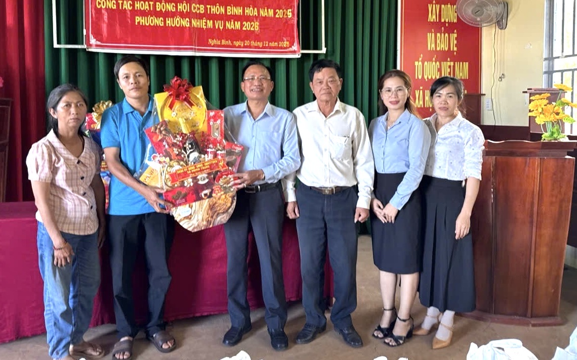 z7517732348156 950daf21135f5e7e5272a5afb7ba06b2